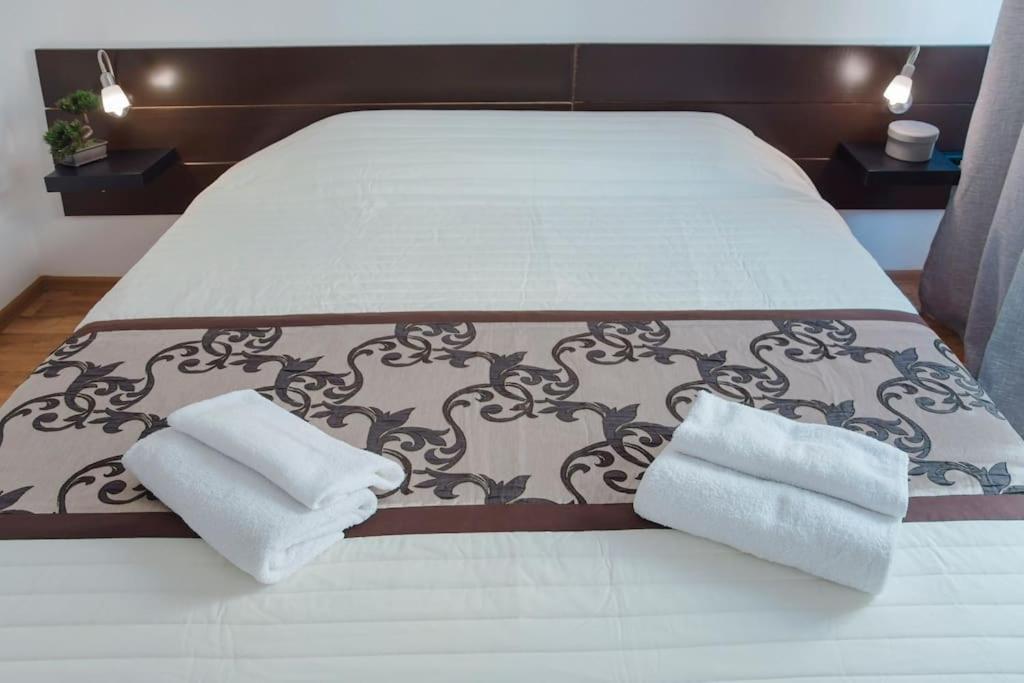 Dlouha Apartment 2Bd براغ المظهر الخارجي الصورة